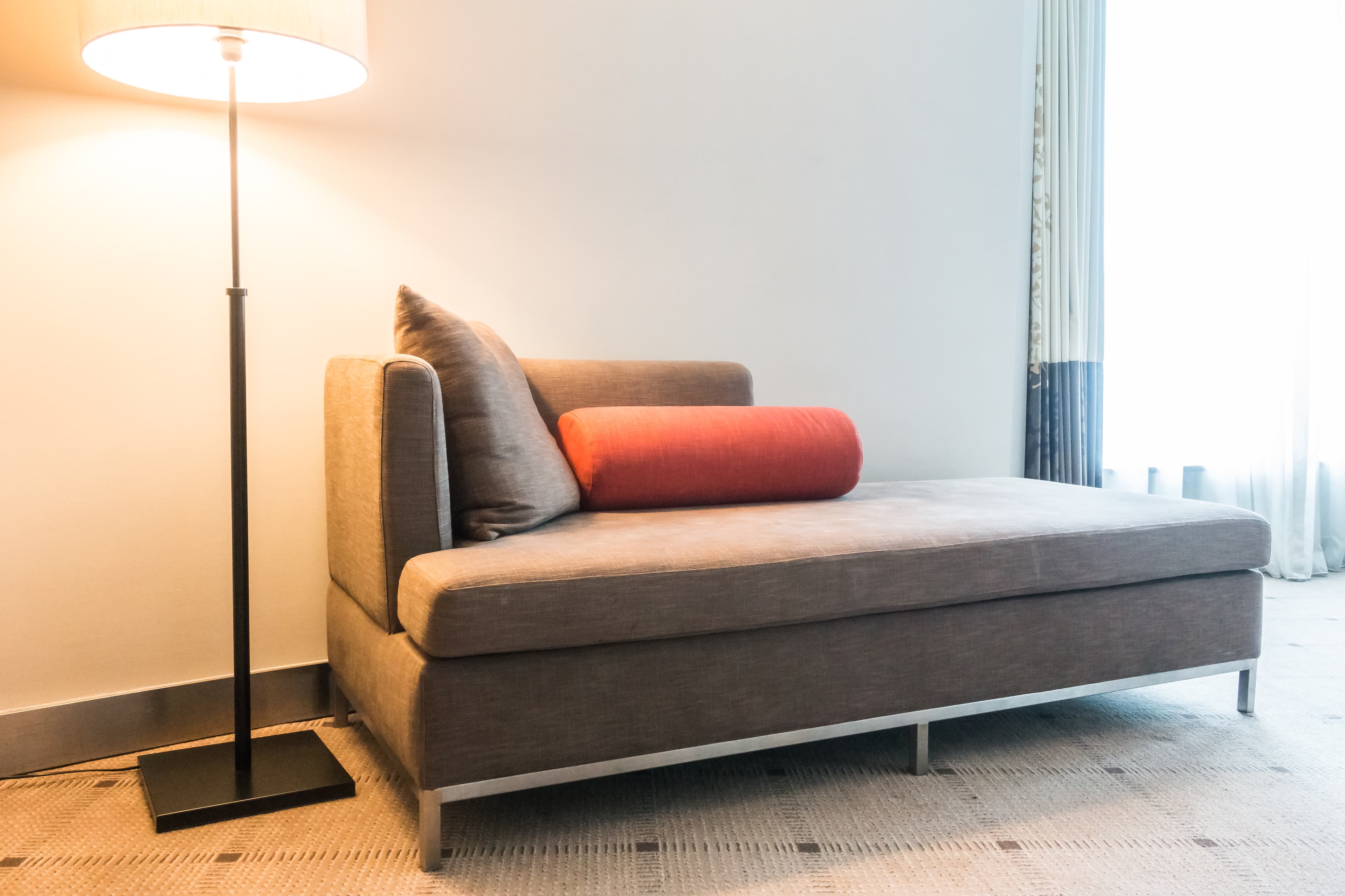 Sofa (Furniture)
